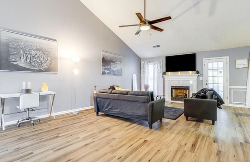 Lawrenceville House | Close to Shopping Pet-Friendly Lawrenceville Home