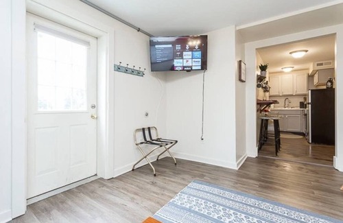 Waynesboro Apartment | Close to Skyliine Drive Wintergreen Cozy and Private