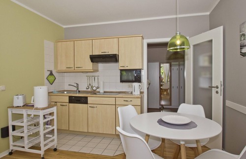 Gohren Apartment | Close to the beach, balcony, free AHOI adventure pool - Strandresidenz Brandenburg FeWo 24