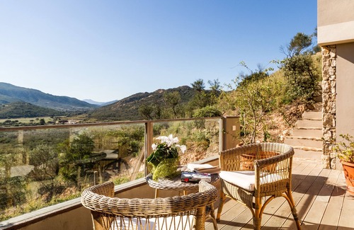 Tiriddo Apartment | Close to the beach, panoramic Suite Maìa suitable for two people