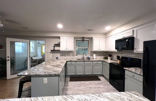 Long Beach House | Close to the beach! 3BR/2BA home, enjoy the bikes & pet friendly w fenced area