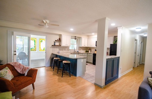 Long Beach House | Close to the beach! 3BR/2BA home, enjoy the bikes & pet friendly w fenced area