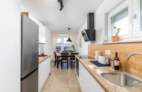 Veruda Apartment | Close to the Beach and the Mall - Sunny Pula