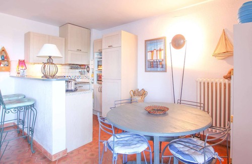 Port Grimaud Apartment | Close to the beach flat for 4 persons et sea view