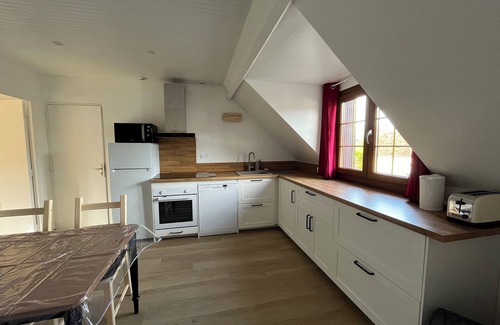 Noyers-sur-Cher Apartment | Close to the zoo, "Les Fossiles" apartment with optional games room and jacuzzi