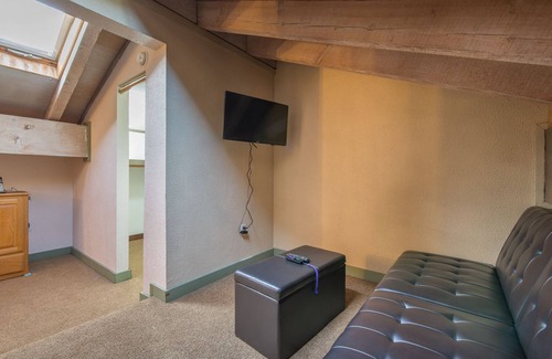 Olympic Valley Condo | Close to Town, the river, biking and hiking trails