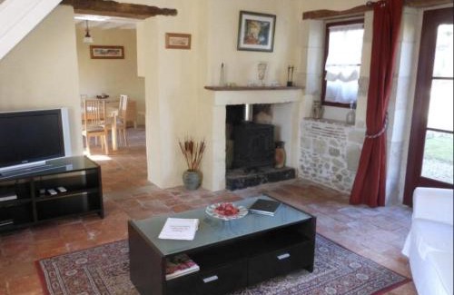 Bouille-Loretz House | Closerie Les Roches - Charming and spacious 2 bedroom cottage