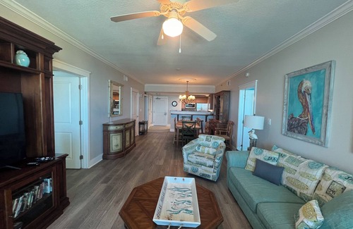 Fort Walton Beach Condo | Closest 2 Bedroom to Beach Spectacular Gulf, Pier, & 🐬 View at A403 Waterscape