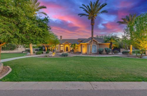 Circle G at Riggs Ranch House | Cloud Chandler