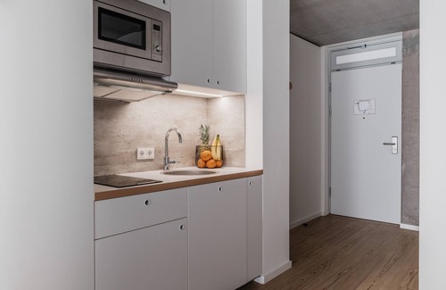 Zentrum Apartment | CLOUD No7 STUDIOS