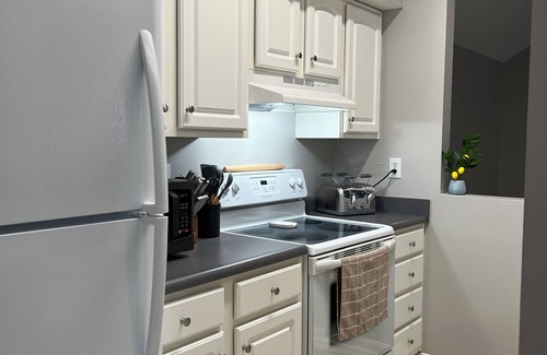 Elizabethtown Apartment | Cloud's Bnb - The Signature Suite, for Cooks.