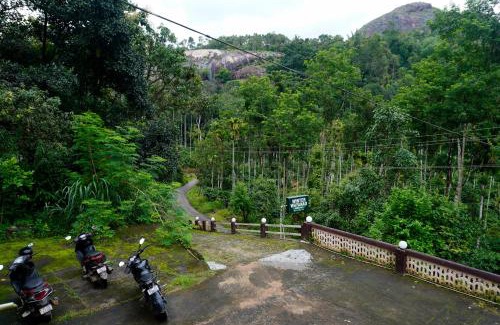 Amalavayal House | Cloud Wayne