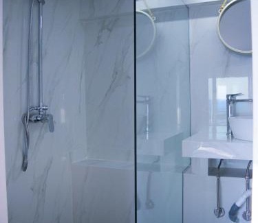 Ladadika Apartment | cloud9-skg