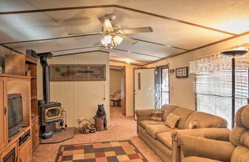 Cloudcroft House | Cloudcroft Cabin with Deck Near Skiing and Fishing!