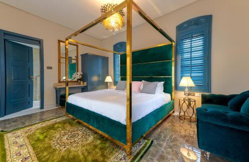 Ooty Bed & Breakfast | Clouds Nest By Aanvis Inn