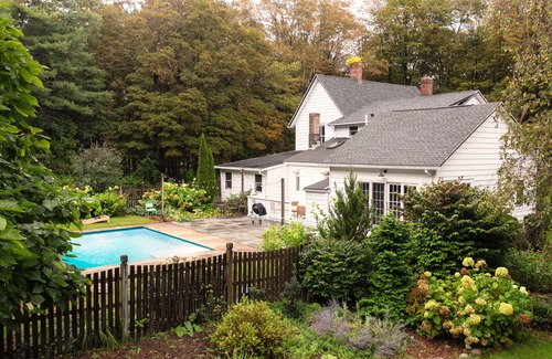 Palenville House | Clove by AvantStay | Gorgeous Cottage w/Pool, Privacy & Close to Hunter Mountain