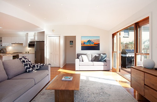 Randwick House | Clovelly Beach House with views