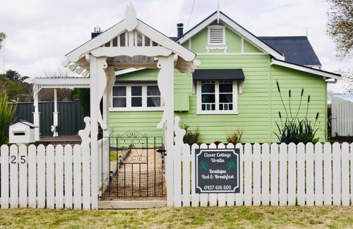 Uralla Bed & Breakfast | Clover Cottage Uralla