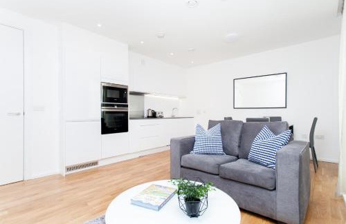 Isle of Dogs Apartment | Clover Court by Aeria Apartments