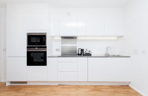 Isle of Dogs Apartment | Clover Court by Aeria Apartments