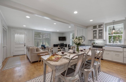 Fredericksburg House | Clover Haus 2 Blks to Main St w/Pool and Hot-Tub!