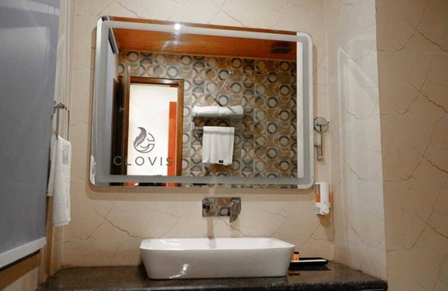 Shimla Hotel | Clovis Hotel & Restaurant