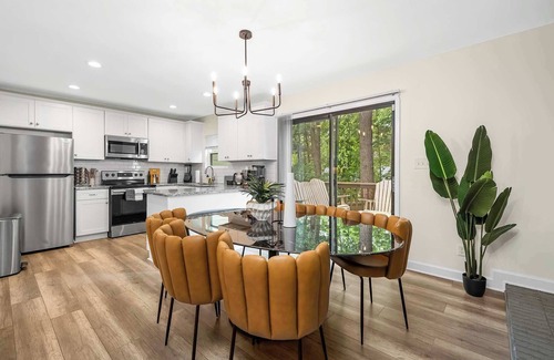 Sharonbrook House | CLT Vibes | Trendy 3BR Near SouthPark