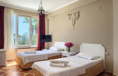 Edremit Hotel | Club Afrodit