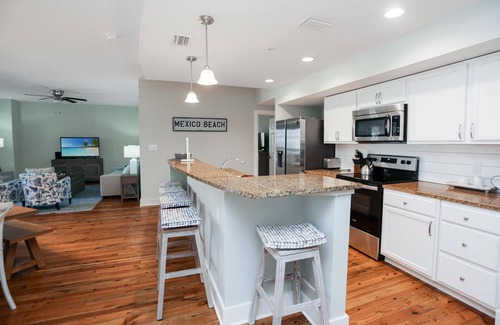 Mexico Beach Condo | Club at Mexico Beach 1G Red Fish Blue Fish