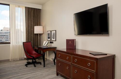 Union Square Hotel | Club Donatello