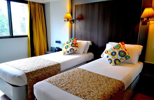 Chembur East Hotel | Club Emerald