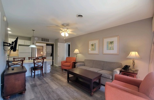 North Ocean City Condo | Club Ocean Villas II Waterfront w/Hot Tub