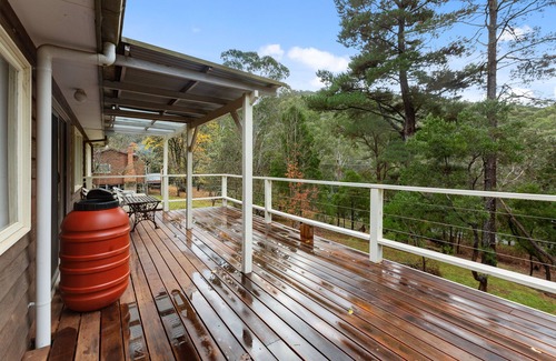 Sawmill Settlement House | Club Snowflake - Base of Buller