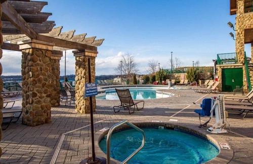 Sevierville Condo | Club Wyndham Smoky Mountains, Tennessee, 2 Bedroom Condo