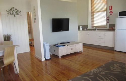 Maitland House | Clydesdale Cottage B&B