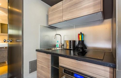 Passy Apartment | CMG - Deluxe Tour Eiffel - 12