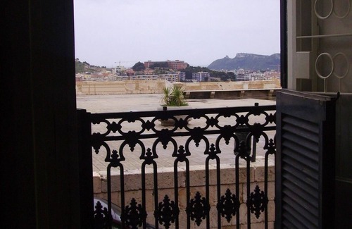 Historic Castle District Apartment | CMH Castello Suites
