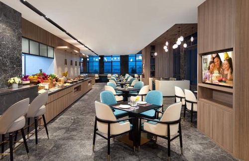 Xiangzhou District Hotel | 108 m² Hotel ∙ 127 guests
