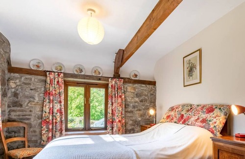 Pentrefelin House | Coach House Cottage in the beautiful Llandeilo