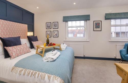 York House | Coach House Loft