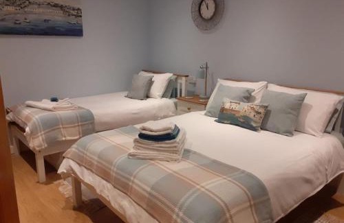 Hamworthy Bed & Breakfast | Coast 77 B&B