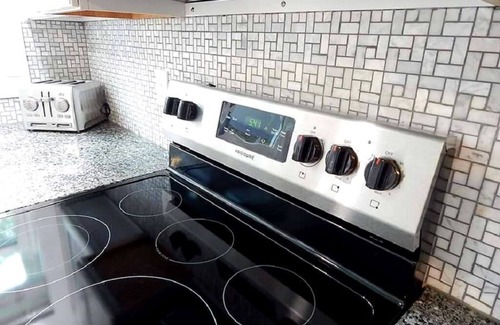 Edisto Island House | "Coast Away" in this gorgeous and clean home; Less than a 3 minute beachwalk!