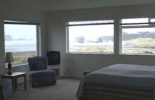 Bandon House | Coast Haven - 2 Bed 2 Bath Vacation home in Bandon Dunes