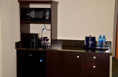 South Lethbridge Hotel | Coast Lethbridge Hotel & Conference Centre