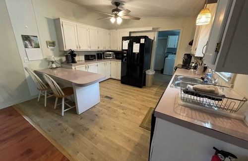 Carteret County House | "Coastah" EscapenJET TUB/FIREPIT/GRILLnLG Fenced YARD nWalk to HADNOT Creek