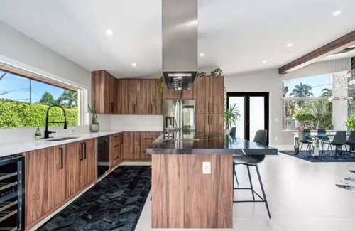 Lauderdale Isles House | Coastal 4 bed Home in Ft Lauderdale