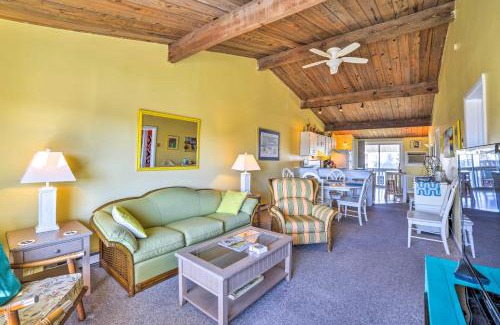Atlantic Beach House | Coastal Atlantic Beach Duplex Less Than 1 Mi to Boardwalk!