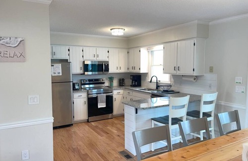 Caine Woods House | Coastal Beach Home | DogFriendly | Near Oceanfront