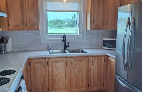 Brackley Beach Cottage | Coastal Blue at Brackley n3 Bedroom Cottage minutes from Brackley Beach