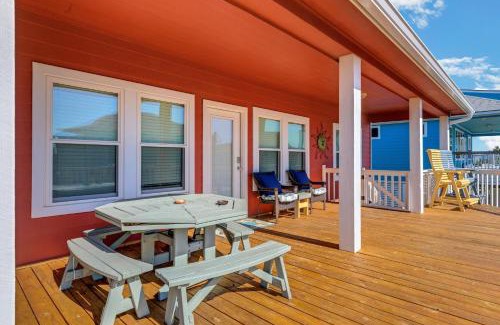Port Bolivar House | Coastal Cajun Getaway On The Beach! home